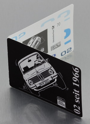 "02 seit 1966" Limited Edition Briefmarke